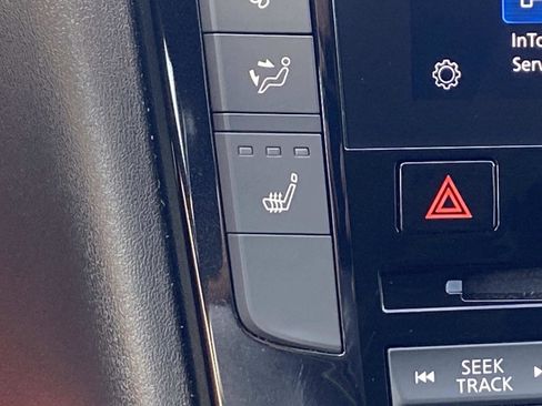 Certified 2025 INFINITI QX50 Luxe image 20