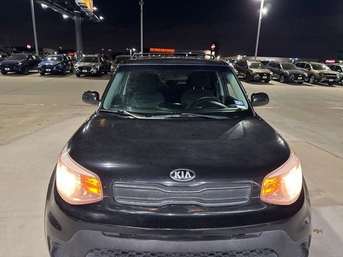 Used 2018 Kia Soul w/ Convenience Package image 8