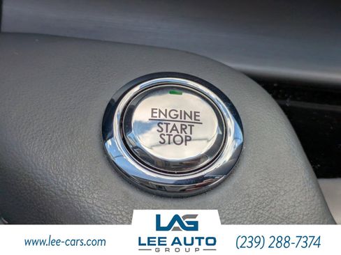 Used 2021 Lincoln Aviator Reserve w/ Elements Package Plus image 30