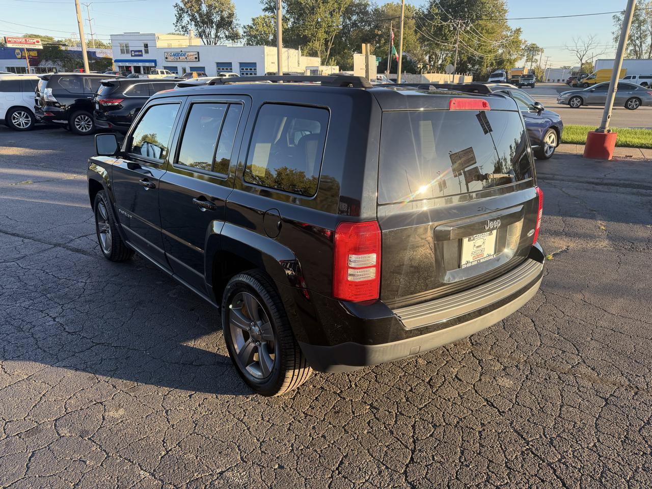 Used 2014 Jeep Patriot High Altitude FWD image 6