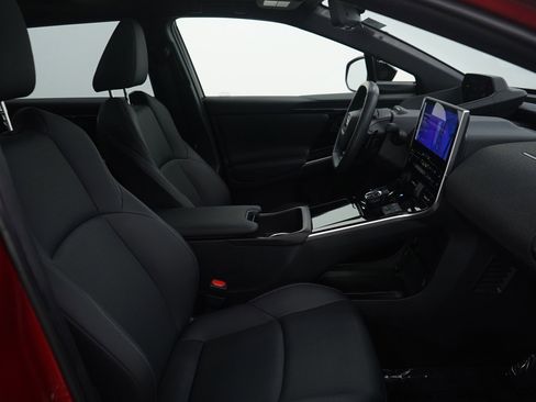 Used 2024 Subaru Solterra Touring image 12