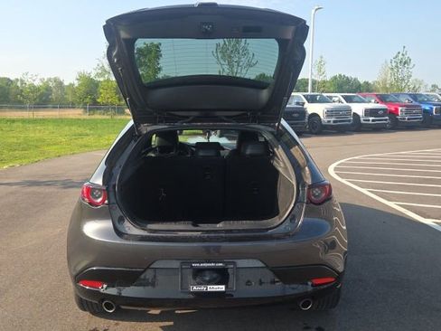 Used 2021 MAZDA MAZDA3 s FWD image 8