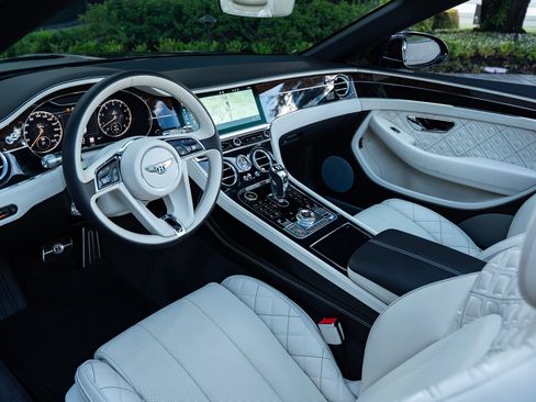 Used 2020 Bentley Continental GT AWD/4WD image 9