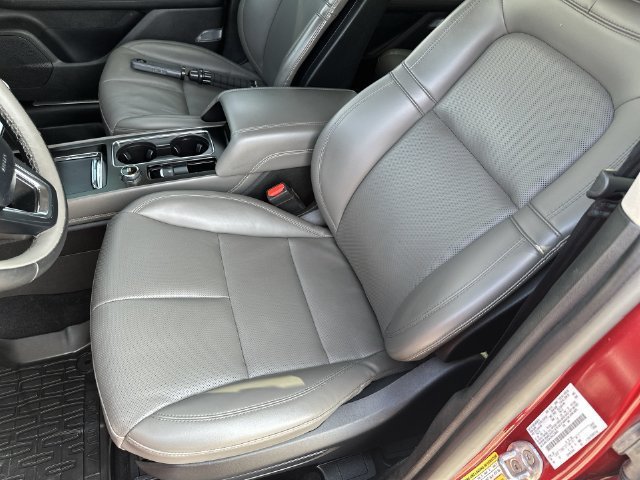 Used 2024 Lincoln Corsair AWD w/ Equipment Group 101A image 22