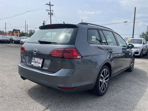 Used 2016 Volkswagen Golf Limited Edition FWD image 5