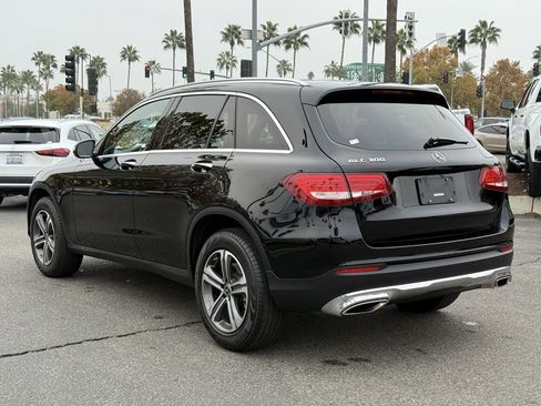 Used 2017 Mercedes-Benz GLC 300 4MATIC image 7