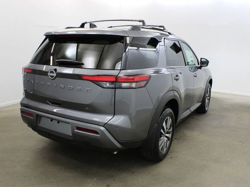 New 2026 Nissan Pathfinder SL FWD image 5