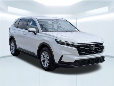 Used 2025 Honda CR-V LX image 8