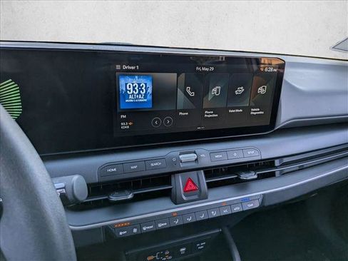 Used 2025 Kia K4 FWD image 20