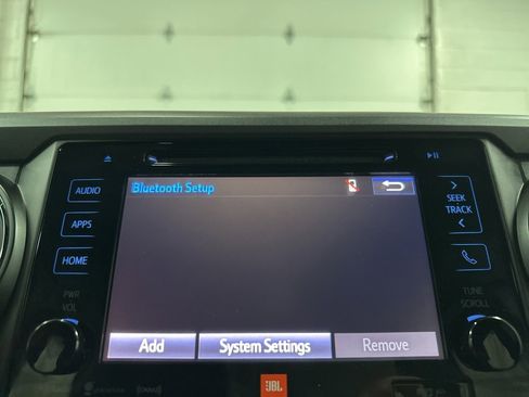 Used 2019 Toyota Tacoma TRD Off-Road image 32