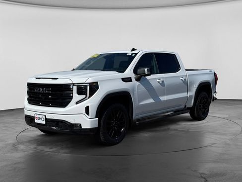 Used 2024 GMC Sierra 1500 Elevation w/ Elevation Premium Package AWD/4WD image 5