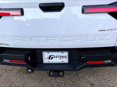 Used 2023 Hyundai Santa Cruz SEL Premium image 23