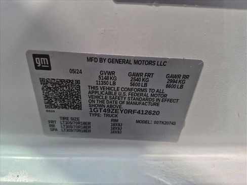 Used 2024 GMC Sierra 2500 AT4X w/ AT4X AEV Edition AWD/4WD image 24