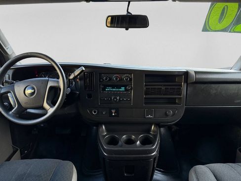 Used 2020 Chevrolet Express 2500 w/ Driver Convenience Package RWD image 18