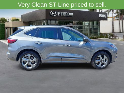 Used 2024 Ford Escape ST-Line AWD/4WD image 2