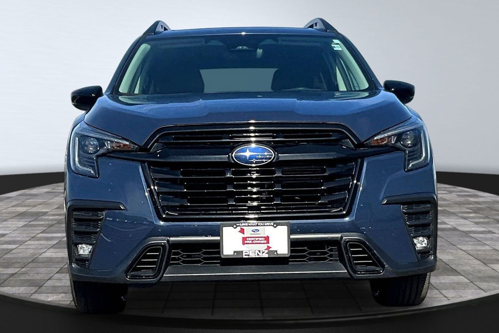 Used 2024 Subaru Ascent Onyx Edition AWD/4WD image 2