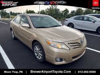 Used 2011 Toyota Camry XLE w/ XLE Extra-Value Pkg #2 FWD video 1