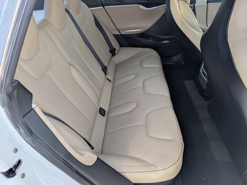 Used 2016 Tesla Model S 90D image 5