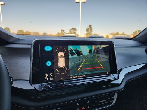 New 2026 Volkswagen Atlas Cross Sport SE image 18