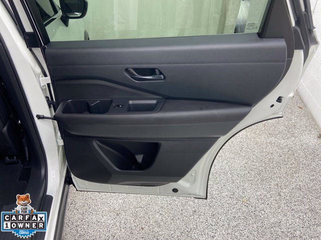 Used 2025 Nissan Pathfinder S FWD image 21