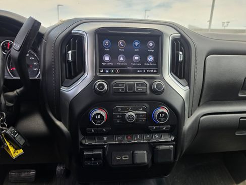 Used 2023 Chevrolet Silverado 2500 LT AWD/4WD image 20