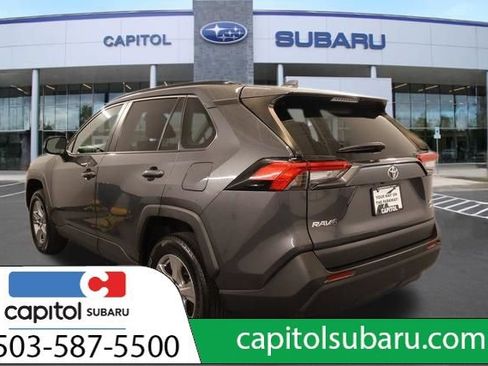 Used 2025 Toyota RAV4 XLE AWD/4WD image 6