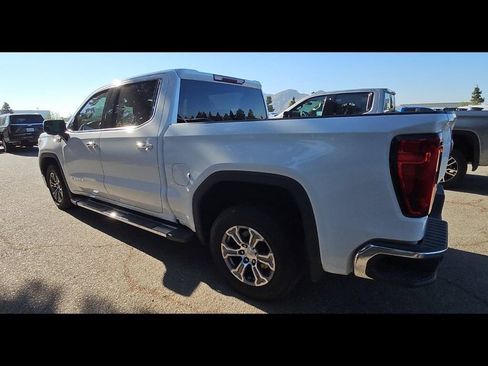 Used 2021 GMC Sierra 1500 SLT RWD image 5
