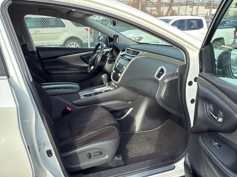 Used 2018 Nissan Murano SV image 25