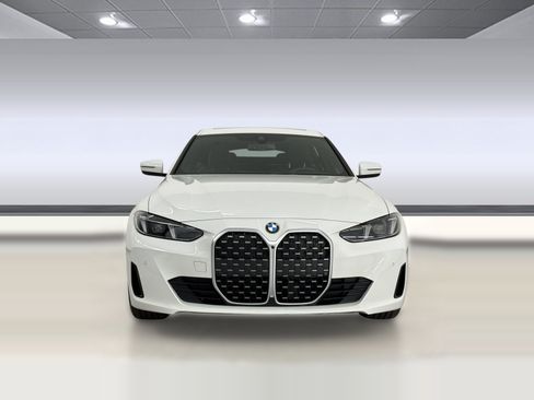 Used 2025 BMW 430i w/ Premium Package RWD image 6