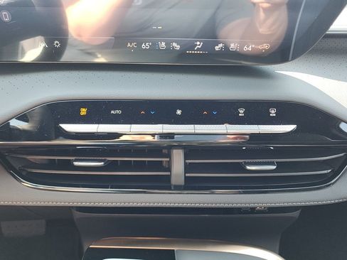 New 2026 Buick Enclave Avenir w/ Super Cruise Package image 31