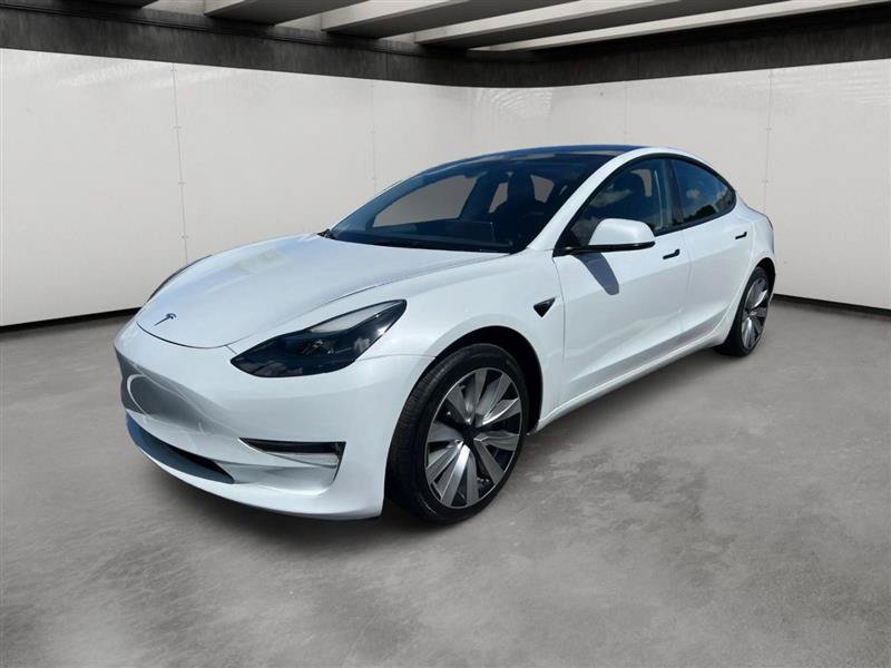 Used 2023 Tesla Model 3 Standard Range RWD image 3