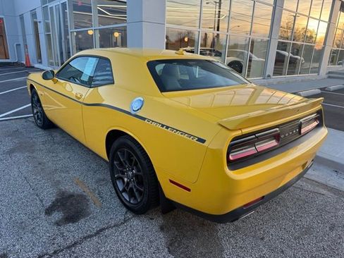 Used 2018 Dodge Challenger GT AWD/4WD image 4