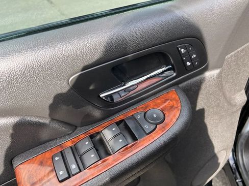 Used 2008 Chevrolet Silverado 2500 LTZ w/ Safety Package image 32