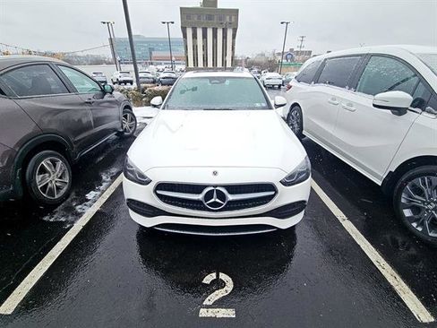 Used 2022 Mercedes-Benz C 300 C 300 4MATIC image 2