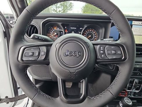 New 2026 Jeep Wrangler Unlimited Rubicon image 11