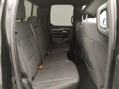 Used 2019 RAM 1500 Big Horn AWD/4WD image 19