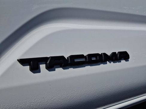 Used 2024 Toyota Tacoma TRD Off-Road AWD/4WD image 12