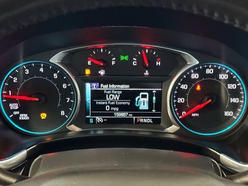 Used 2018 Chevrolet Equinox Premier FWD image 33