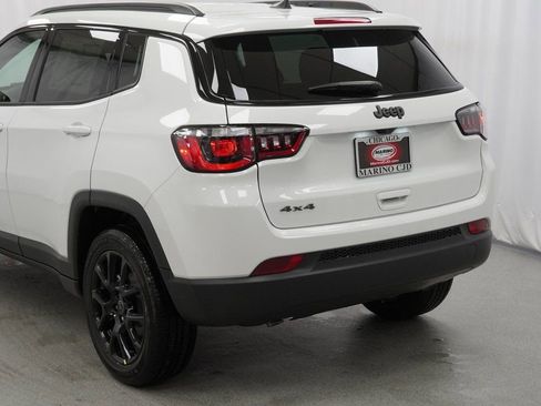 New 2026 Jeep Compass Latitude image 12