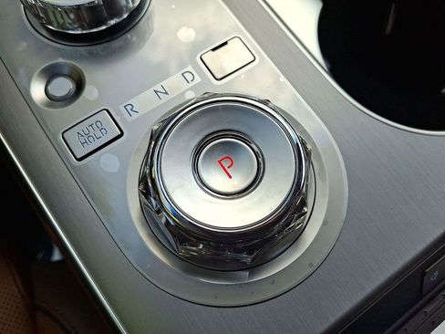 New 2026 Genesis GV70 2.5T Advanced image 15