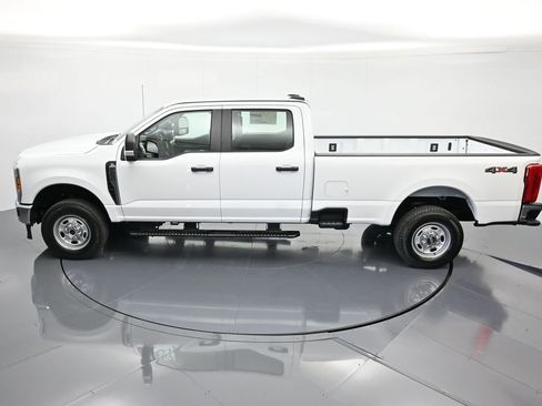 New 2026 Ford F250 XL w/ XL Chrome Package AWD/4WD image 35