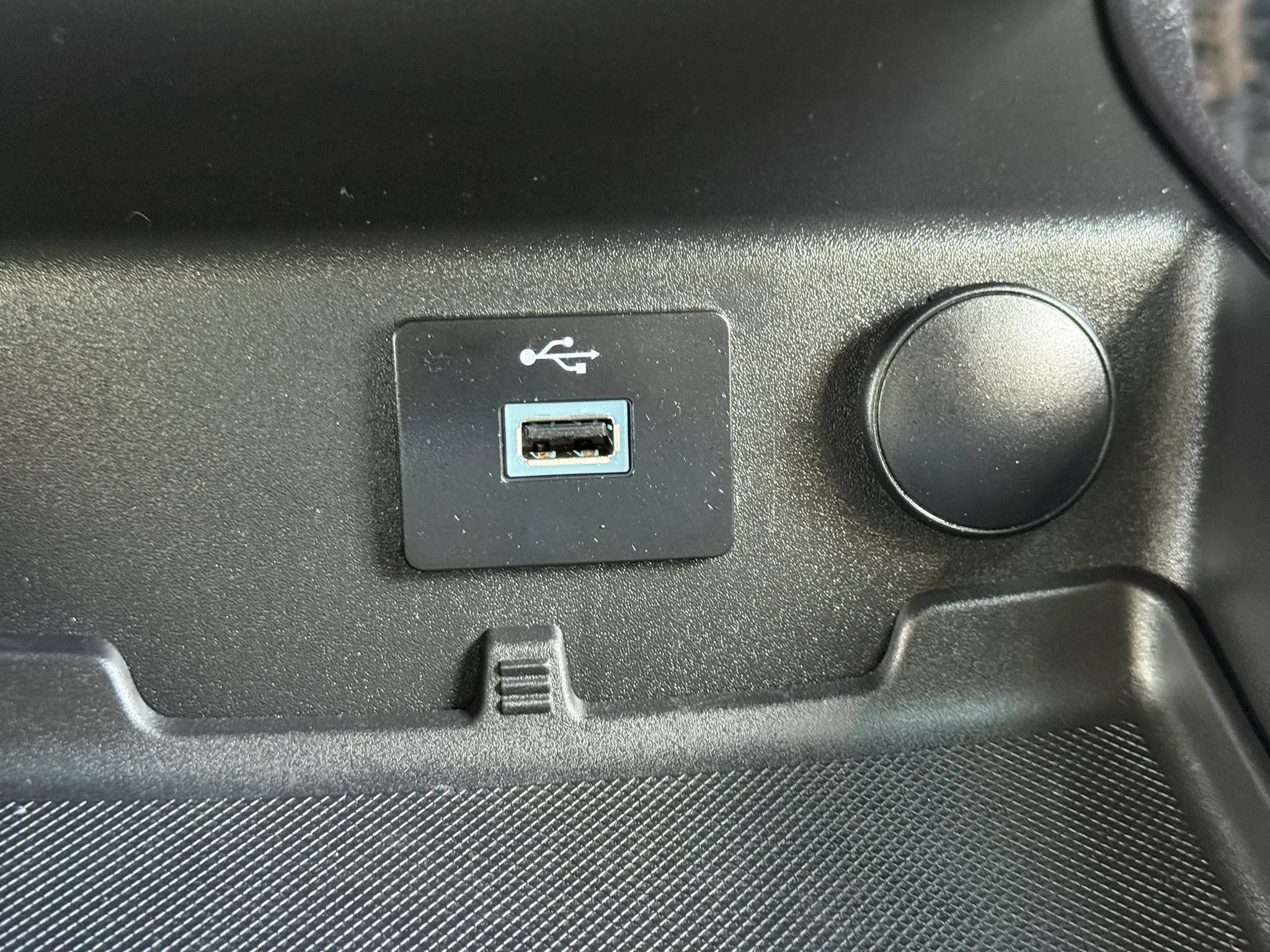 Used 2018 Ford Fusion S FWD image 27