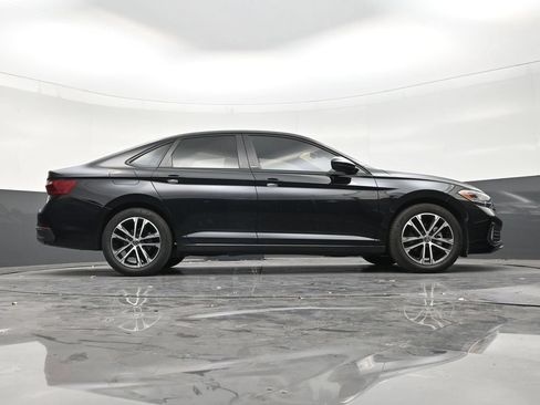 Used 2024 Volkswagen Jetta Sport FWD image 25