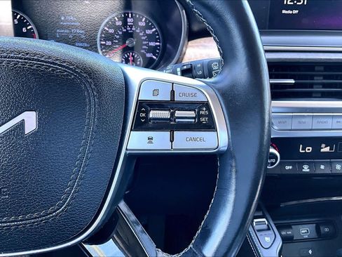 Used 2022 Kia Telluride EX w/ EX Premium Package image 23