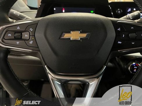 Used 2025 Chevrolet Trax LT w/ Driver Confidence Package FWD image 11