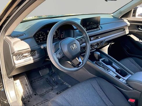 Used 2023 Honda Accord EX image 14