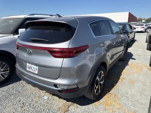 Used 2021 Kia Sportage LX FWD image 4