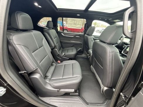 New 2025 GMC Acadia Elevation w/ Elevation Premium Package image 28