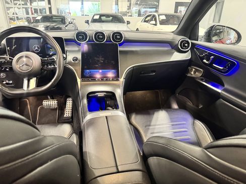 Used 2024 Mercedes-Benz GLC 300 4MATIC image 14