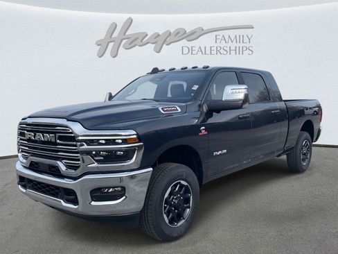 New 2026 RAM 3500 Laramie w/ Towing Technology Group AWD/4WD image 5